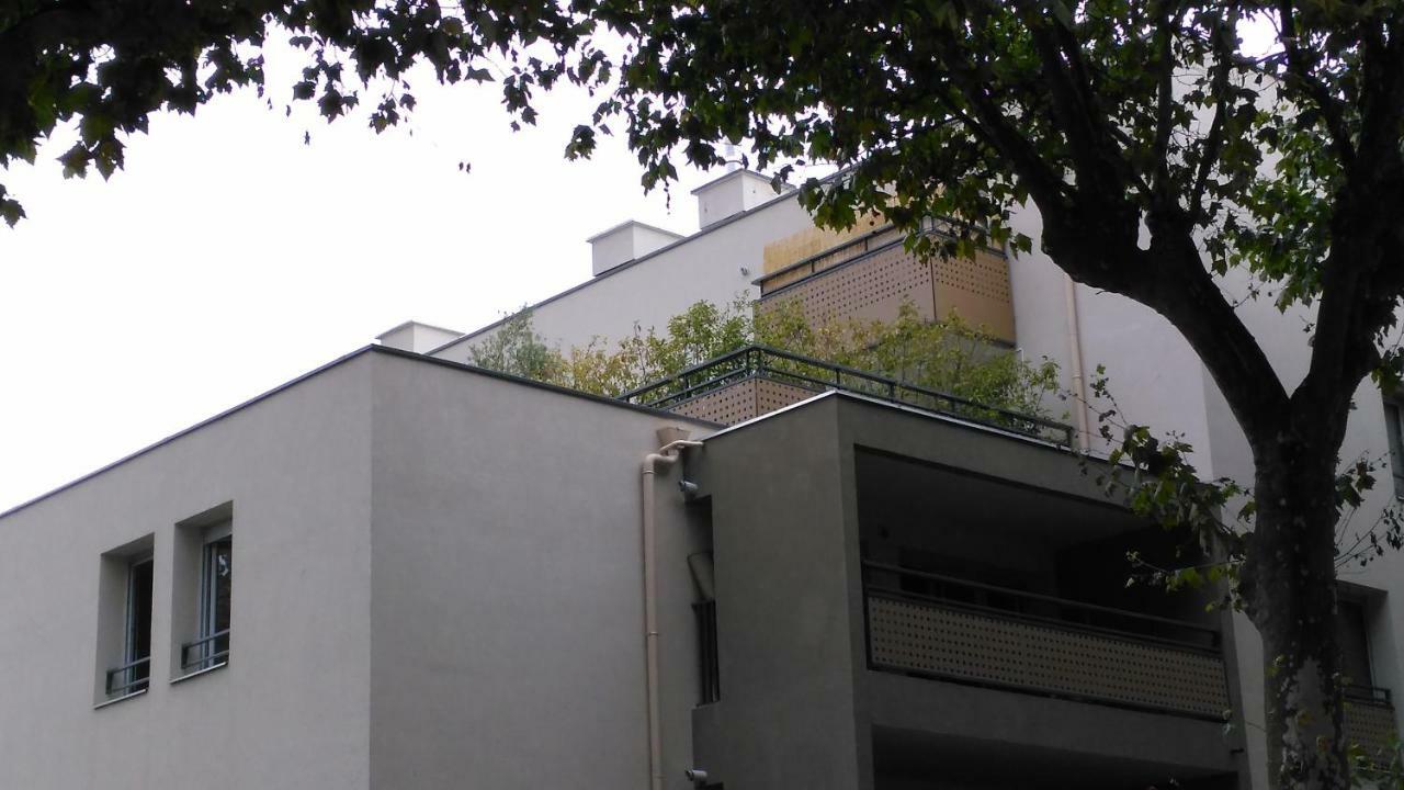Appartement F3 Avec Parking Privee Saint-Priest  Exterior foto