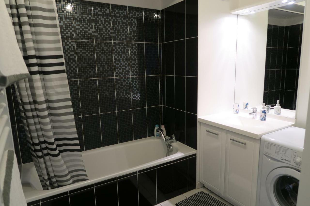 Appartement F3 Avec Parking Privee Saint-Priest  Exterior foto
